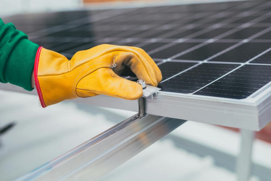Solaranlage mit Akku Headerbild Solar-Ratgeber von Bestkonzept Solar